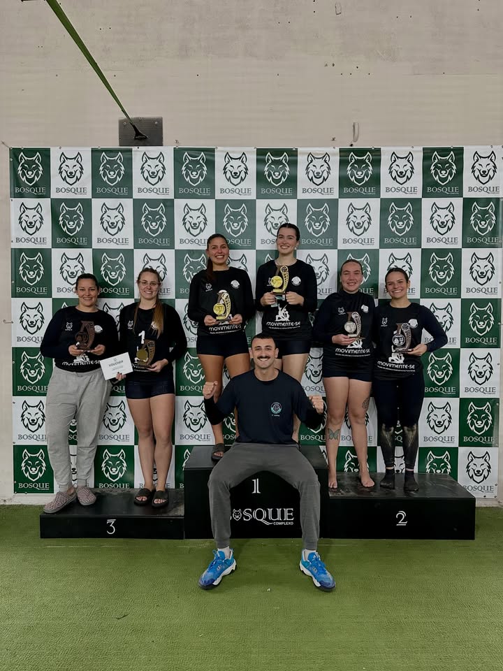 P&oacute;dio feminino livre ouro da etapa Movimente-se